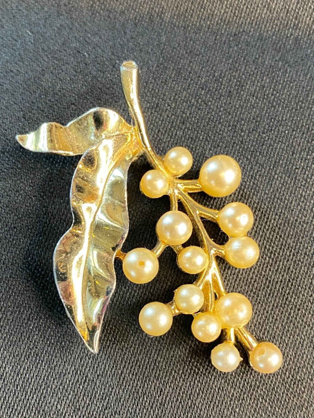 Mid-Century Marvella Botanical Sprig Faux Pearl & Gold-tone Brooch Pin